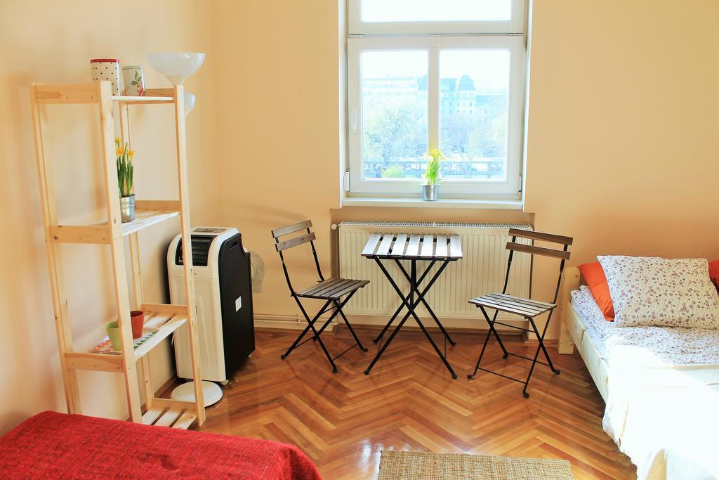 Lidi Guesthouse بودابست المظهر الخارجي الصورة